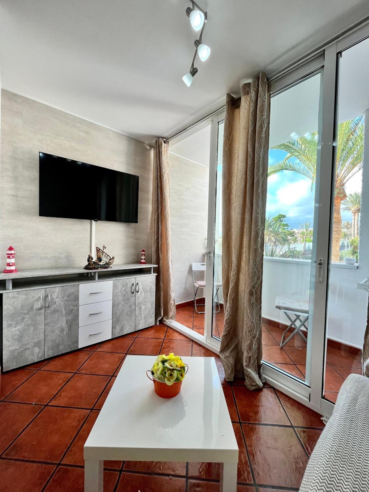 Primavera Holiday Apartment Arona  Bagian luar foto